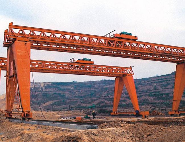Yüksek Kaliteli Hareketli Portal Crane.jpg High Quality Movable Portal Crane.jpg