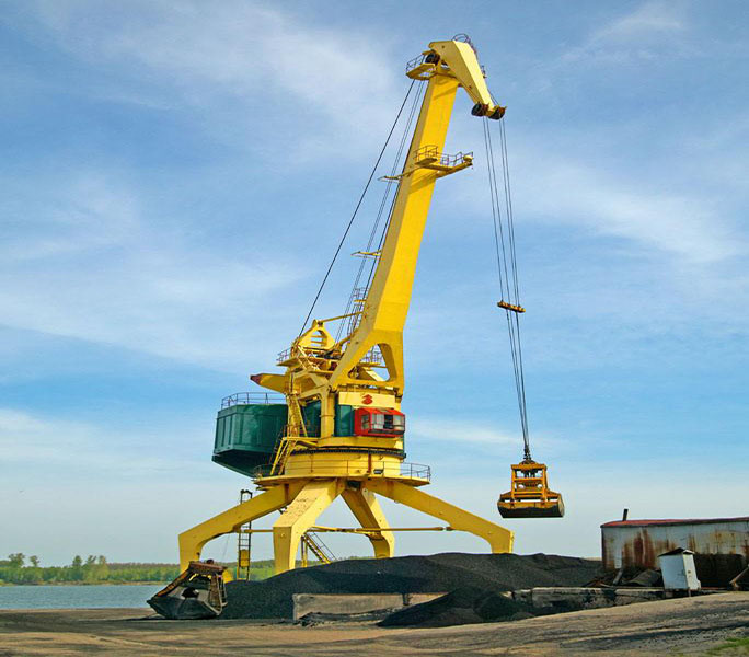 Ağır Yük Quayside Portal Cep Luffing Port Crane.jpg Heavy Load Quayside Portal Mobile Luffing Port Crane.jpg